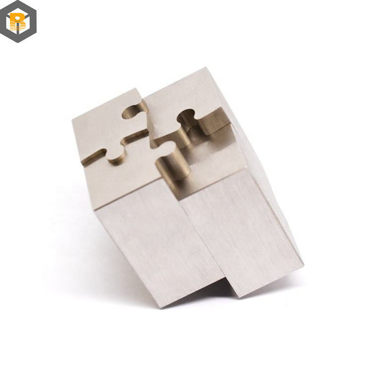 Custom 2D/3D/Drawing CNC Fräsen Puzzle-Phabelform Edelstahl-Ersatzteil für Metallschmiedmaschinen